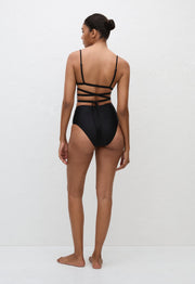 Wrap Triangle Top - Black - Matteau